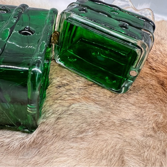 Vintage Plastic Hard Candy Wrapper Shaped Trinket Gift Box Green Brass Hinged - Picture 5 of 9